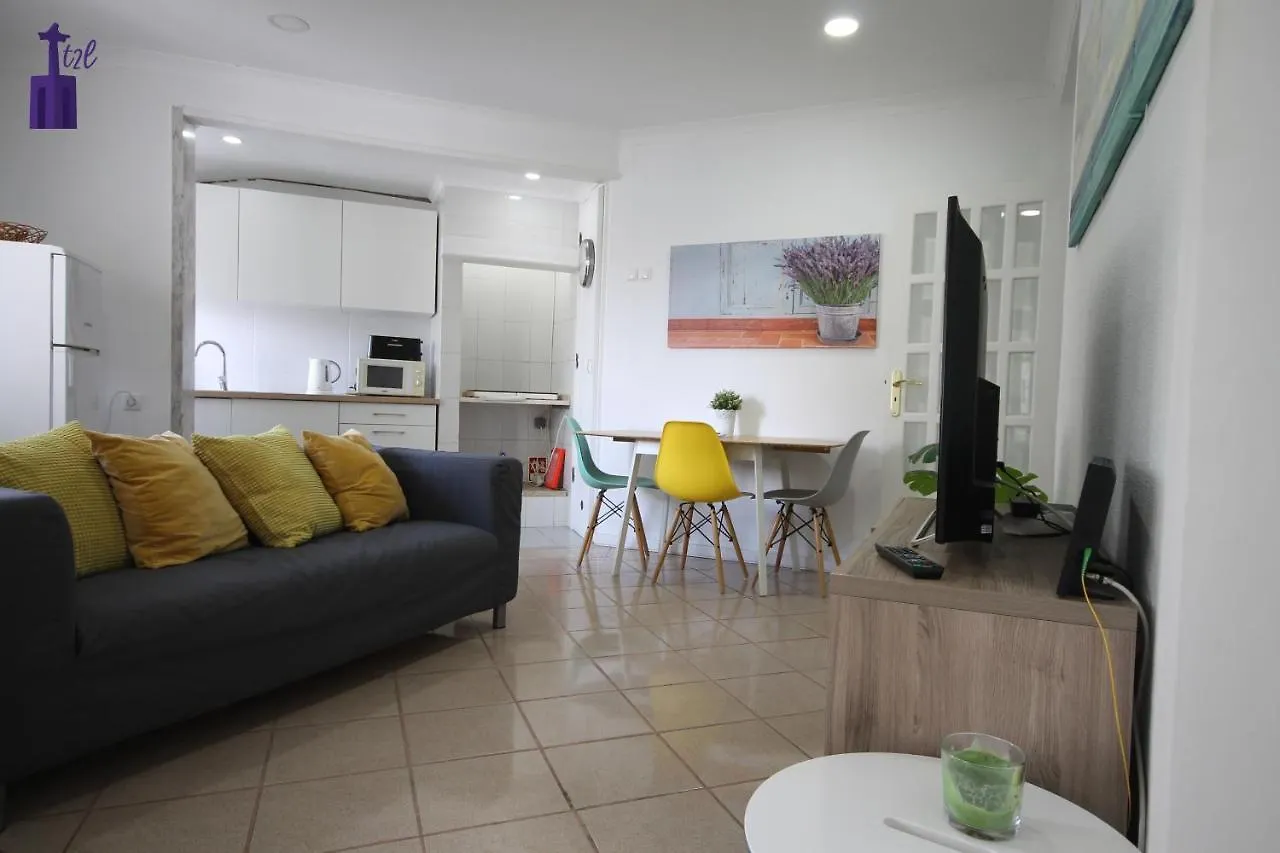 Lisbon South Apartment