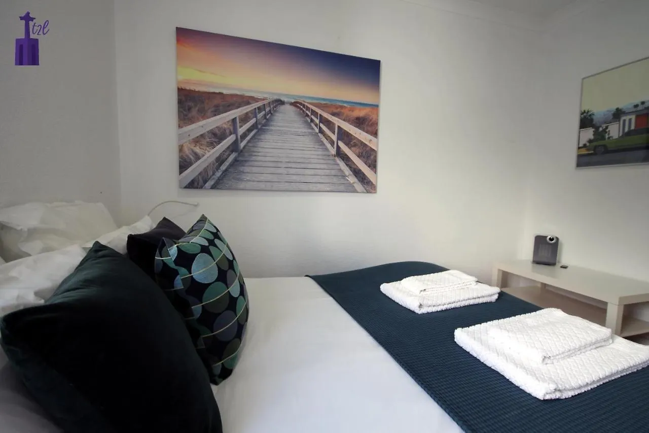 Lisbon South Apartment